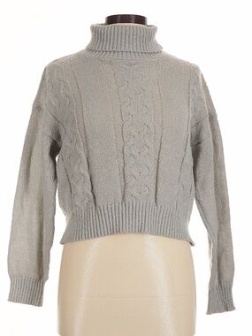 Aster Cozy Grey Cable Knit Cropped Turtleneck Sweater Size Medium